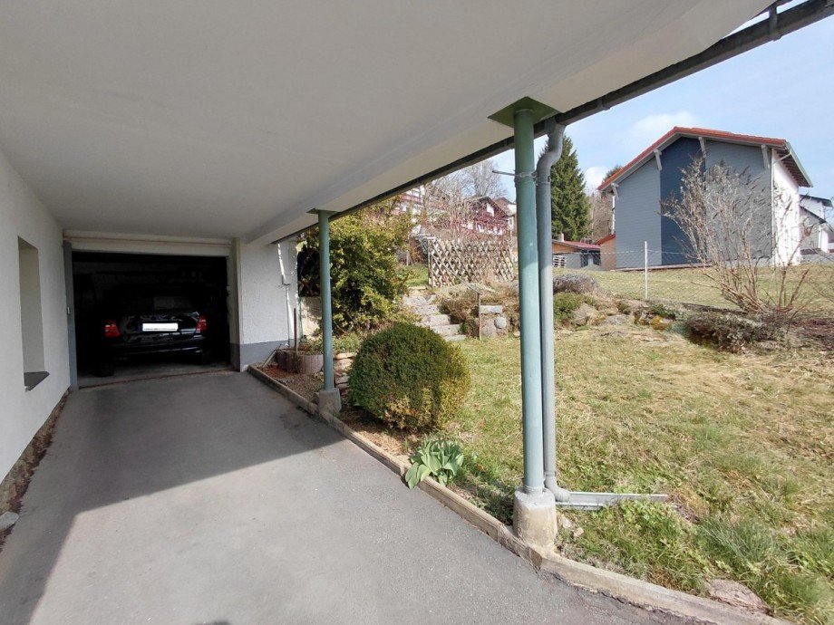 Garage, Durchgang Vorratsraum Doppelhaush�lfte Spiegelau