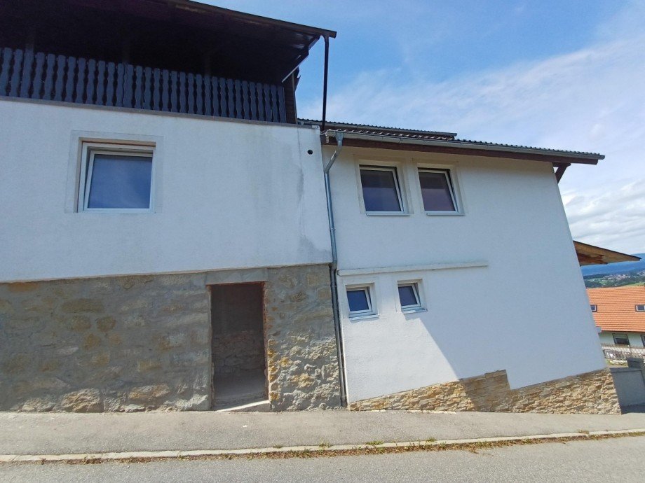 Seitenansicht Einfamilienhaus Hohenau