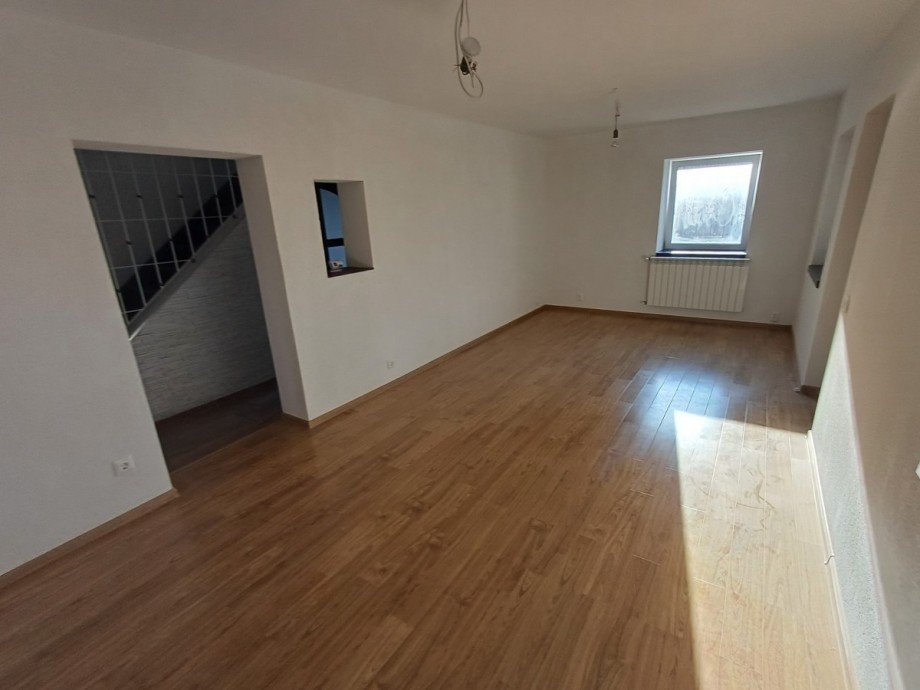 Blick zum Flur/ angrenzende K�che Einfamilienhaus Hohenau