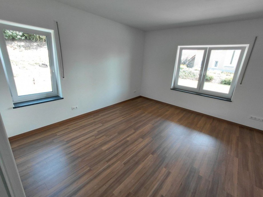 Gro�z�giges Schlafzimmer ca.17,44 m� Bungalow Eging a.See