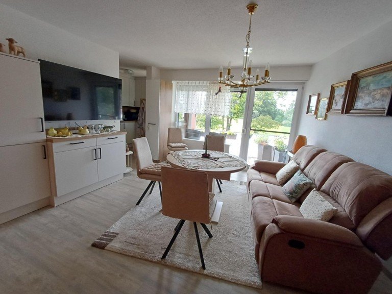 Topp renovierte Wohnung Neureichenau Etagenwohnung * CHARMANTE, KOMPLETT RENOVIERTE 2.- ZI. WOHNUNG im bayerischen Wald *