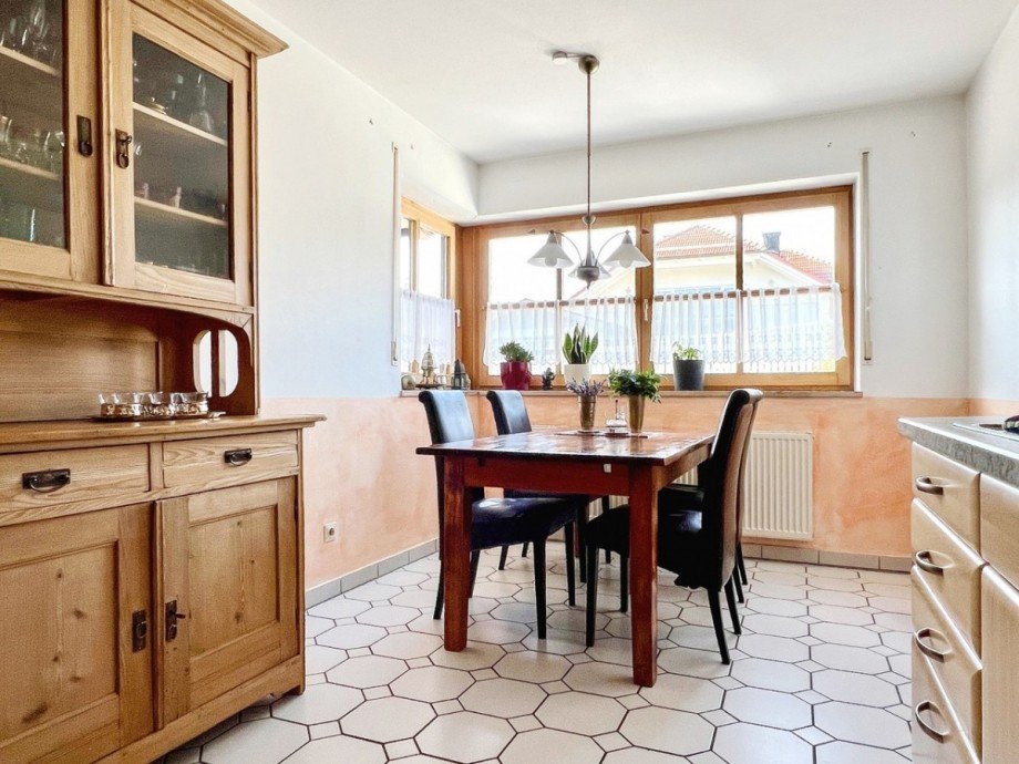 Gem�tlicher heller K�chenbereich Reihenmittelhaus Grafenau