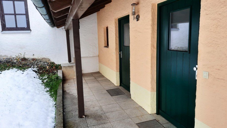 Eingangsbereich rechts Erdgeschosswohnung Waldkirchen