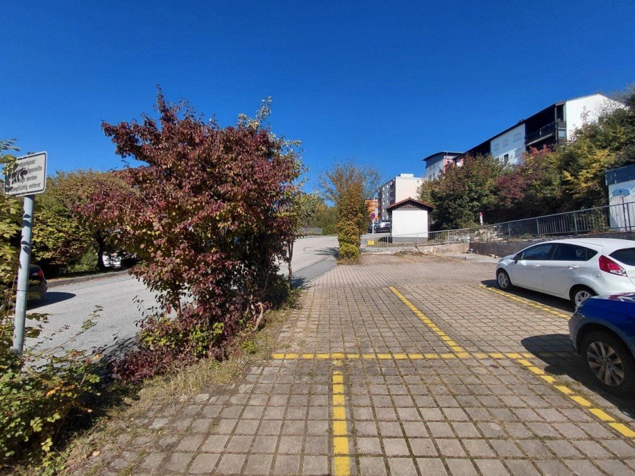 Stellplatz vor dem Anwesen Terrassenwohnung Waldkirchen