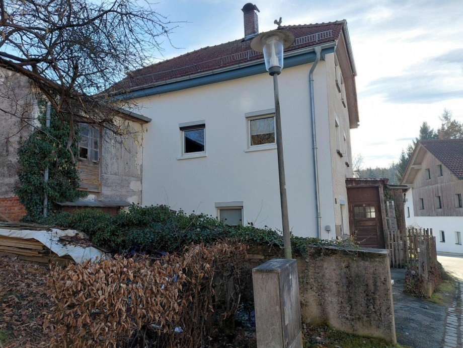 Seitenansicht Einfamilienhaus R�hrnbach