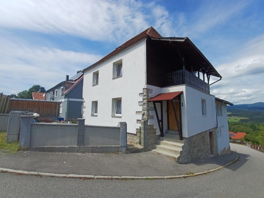 Saniertes Einfamilienhaus mit Mansarde Einfamilienhaus Hohenau