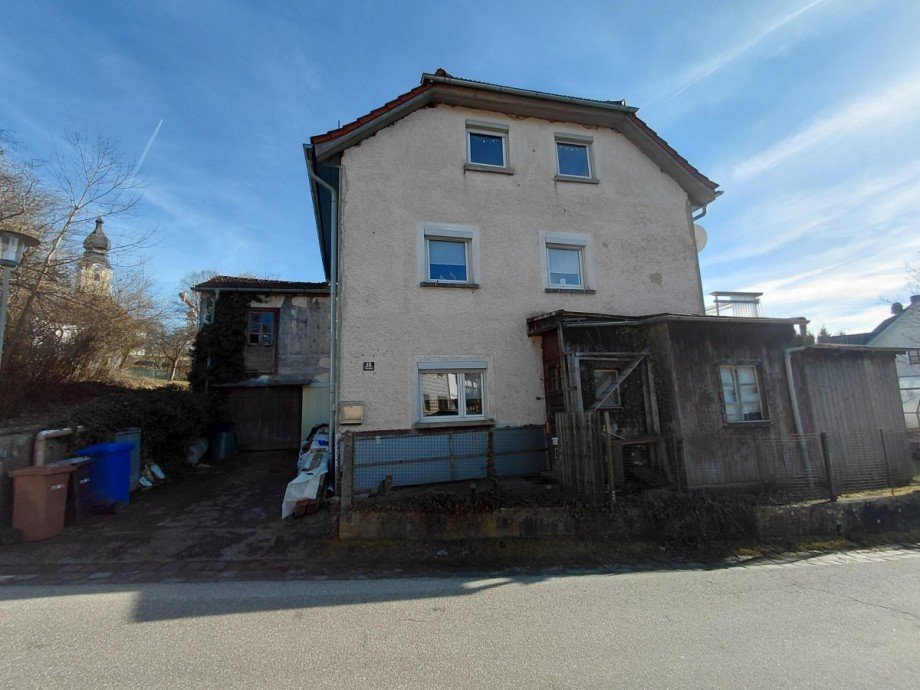 Haus mit weiteren Ausbaukapazit�ten Einfamilienhaus R�hrnbach