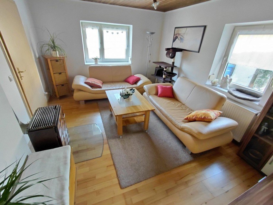 Lichtdurchflutetes Wohnen EG Einfamilienhaus R�hrnbach