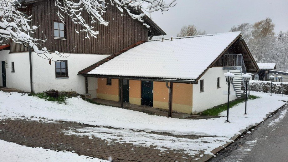 zwei identische Apartments nebeneinander Erdgeschosswohnung Waldkirchen
