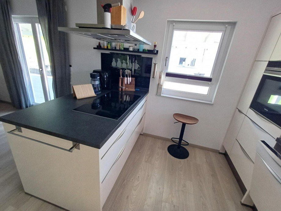 Lichtdurchfluteter Kochbereich Einfamilienhaus F�rstenstein